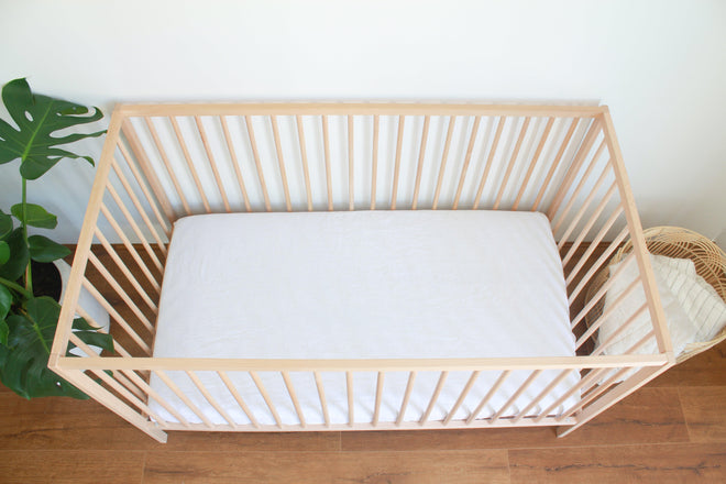 Fitted Linen Cot Sheet - SNOW - Selah + Stone