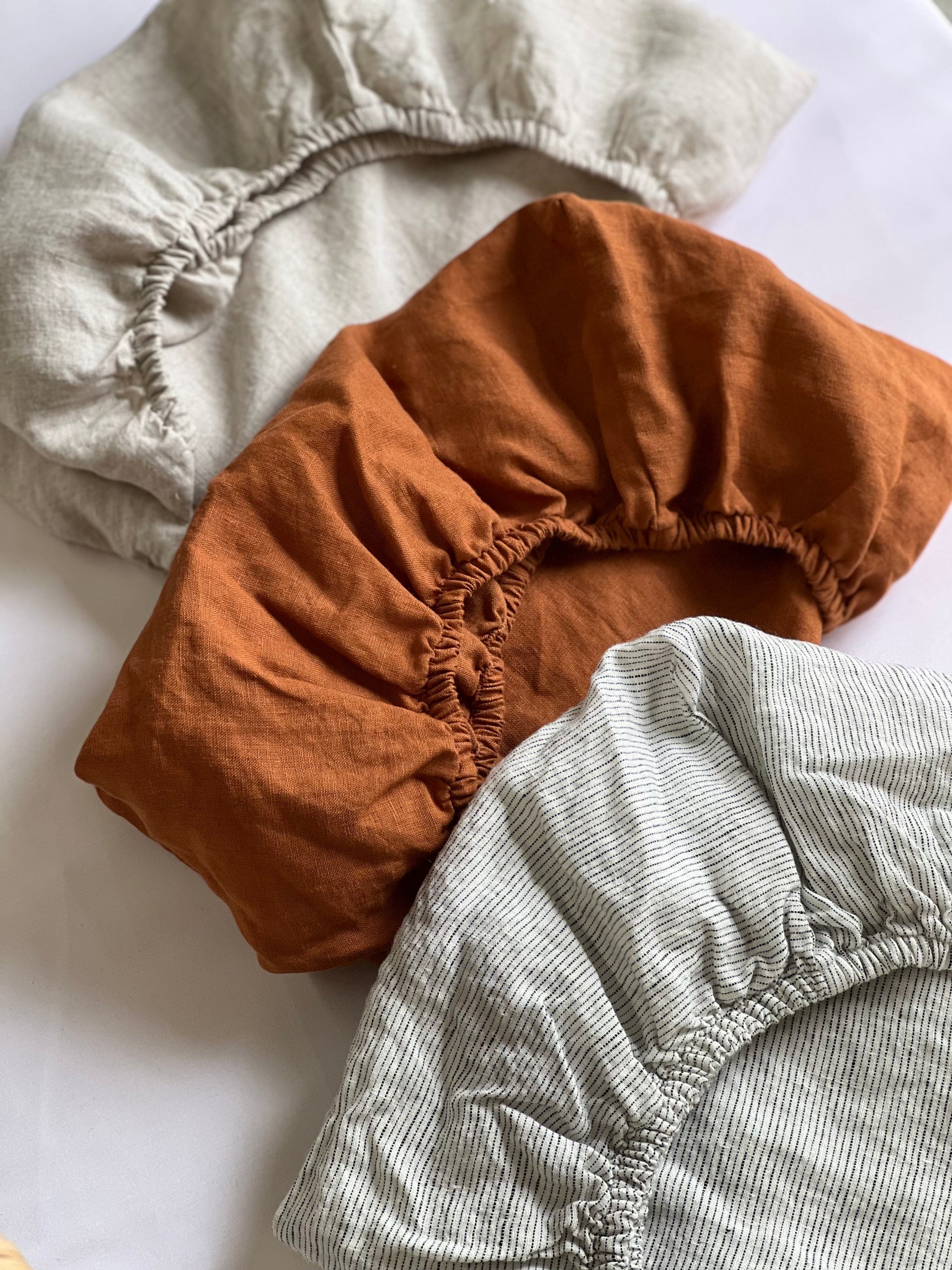 Linen Fitted Bassinet/Moses Basket Sheet - Clay